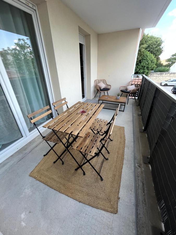 Апартаменты Joli Appt 45 M2 Avec Terrasse Люнель Экстерьер фото