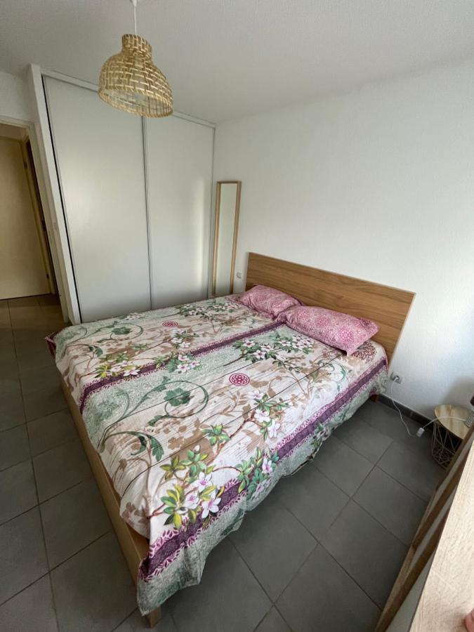 Апартаменты Joli Appt 45 M2 Avec Terrasse Люнель Экстерьер фото